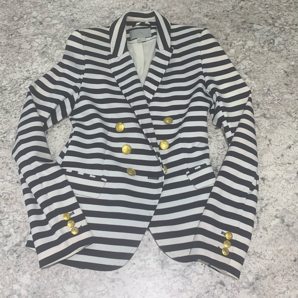 H&M white and blue blazer with gold buttons